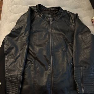 New and Like New Women Plus Size Clothing from Torrid